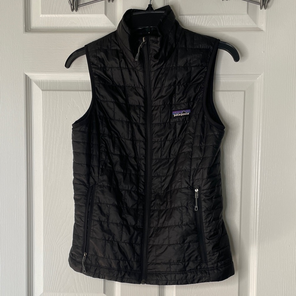 Patagonia Women's Black Zip Up Quilted Puffer Nano Vest